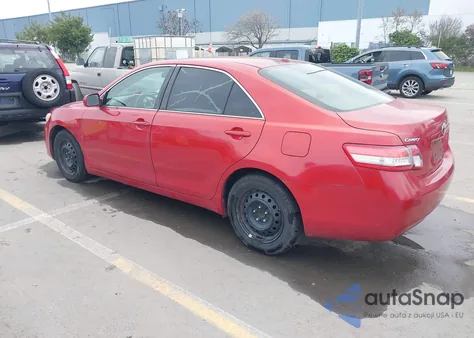 2011 Toyota Camry Le z USA, uszkodzony, nr VIN 4T1BF3EK4BU599270